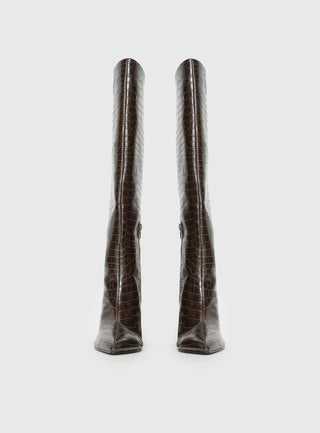 Good Judgement Knee High Boots Chocolate