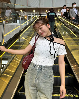 One-off shoulder two-tone half-sleeve T-shirt