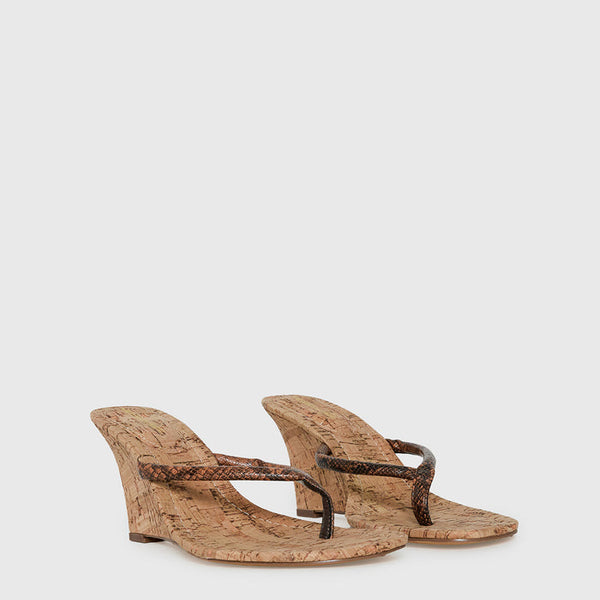 Fluke Cork Wedge Thong Heels Chocolate