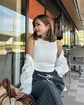 Slim ribbed sleeveless top