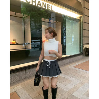 Turtleneck sleeveless fur knit
