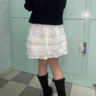 Lace medium skirt