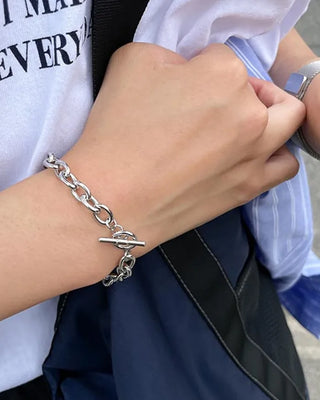 angle buckle chain bracelet