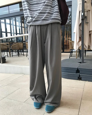 Two-pleat wide slacks