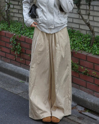 Wide cotton pants with waist belt