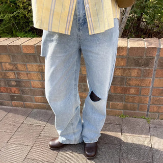Side-slit vintage denim pants