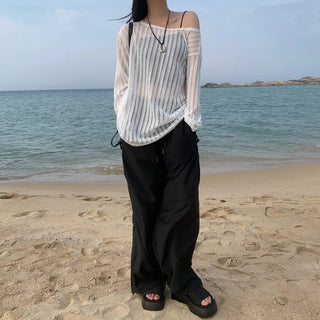 Loose, sheer beach knit