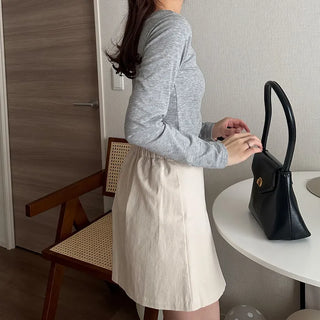 U-neck ribbed long-sleeved T-shirt