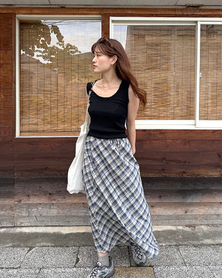Checked banded long skirt