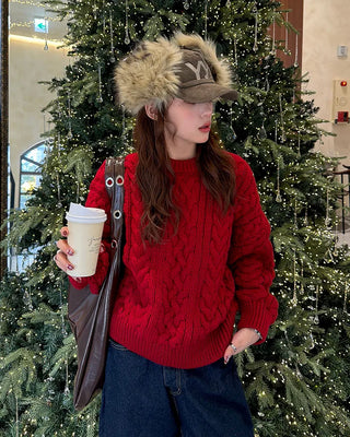 Cable knit