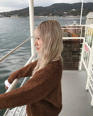 Blurred Round Knit