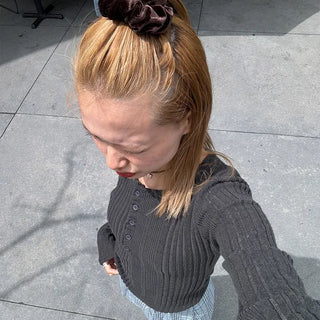 Ribbed 4-button round long sleeve