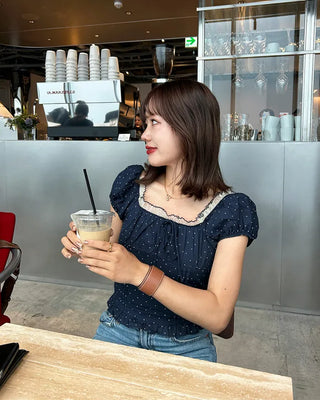 Dot smoke short-sleeved blouse