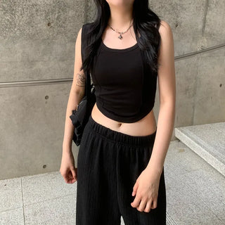 Line cap tank top (with built-in cups)