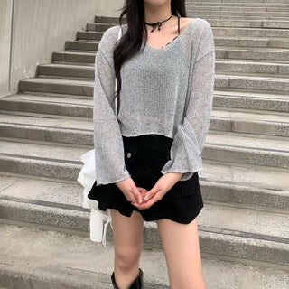V-neck sheer summer knit