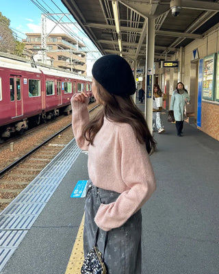 Oversized Boucle Round Knit