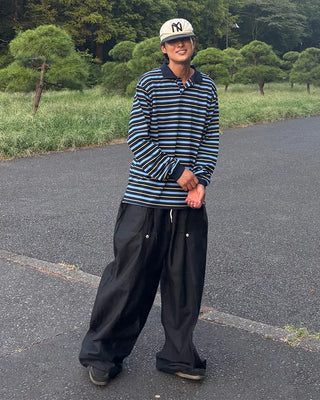 Round Tuck Wide Pants