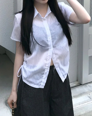 Side-shimmering striped shirt