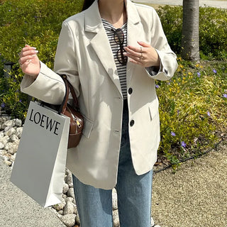Back-button tailored jacket