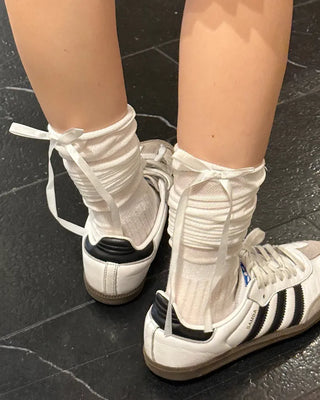Ribbon sheer knee socks