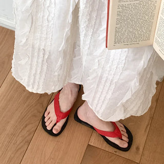Two-tone thong sandals