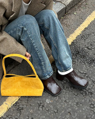 Square-toe mules