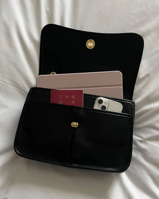 Square chain shoulder bag