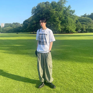 Wide cargo pants