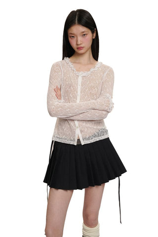 [moromoro2] Lace Trim Fitted Top