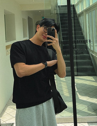 Minimal cool short-sleeve knit (cool fabric)