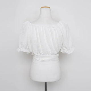 Back ribbon cropped blouse
