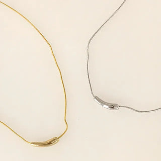 small motif elegant necklace