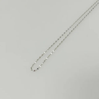 Simple daily chain necklace