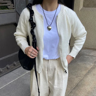 Round knit zip-up