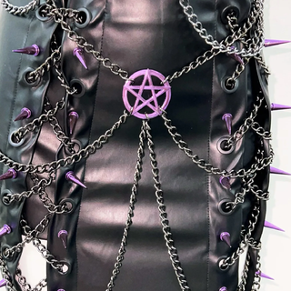 Metal chain o ring rivet applique slit top