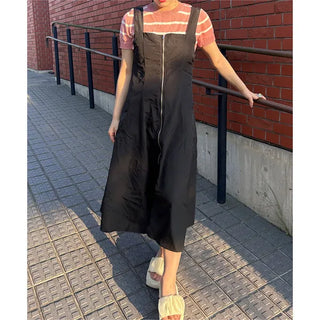 Zippered dress