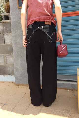 Pleated wide-leg pants