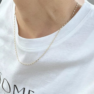 light simple neckless