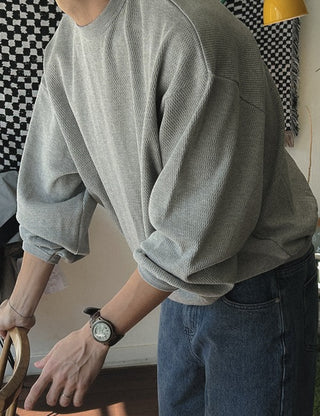 T-shirt-style sweatshirt (4 colors)