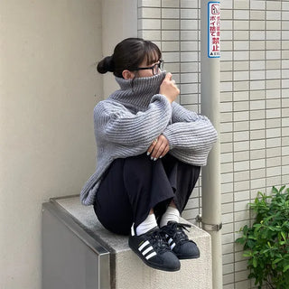 Twist knit zip-up