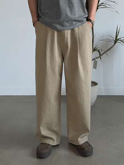 Maison Daily One-Pleat Wide Pants