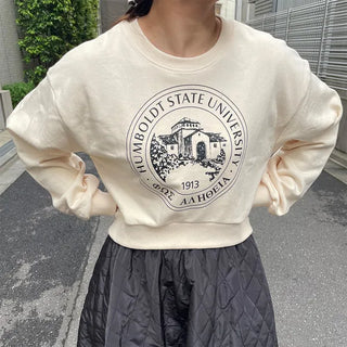 Circle Lettering Crop Sweatshirt