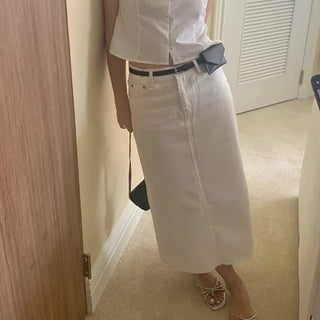 Back-slit white denim long skirt