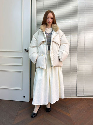 [NEVERSEEZ] Spliced Detachable Fur Collar Down Jacket