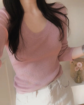 Slim Scoop Neck Knit