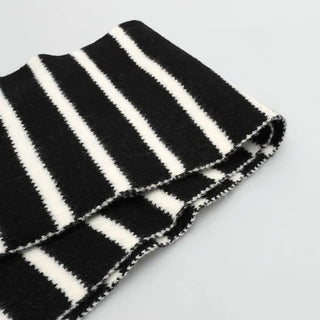 Striped knit scarf