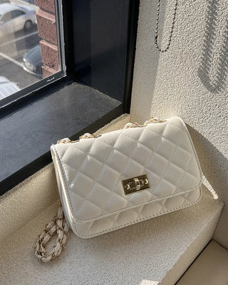 Classic buckle quilted mini chain shoulder bag