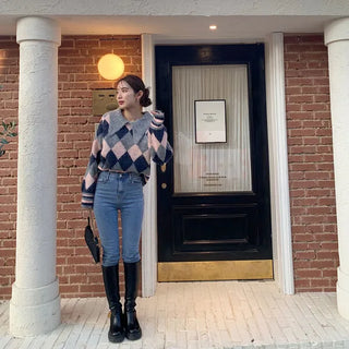 Pastel Round Knit