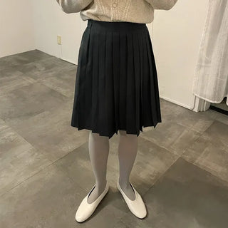 Basic flat shoes