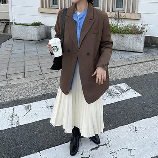 Knitted pleated skirt